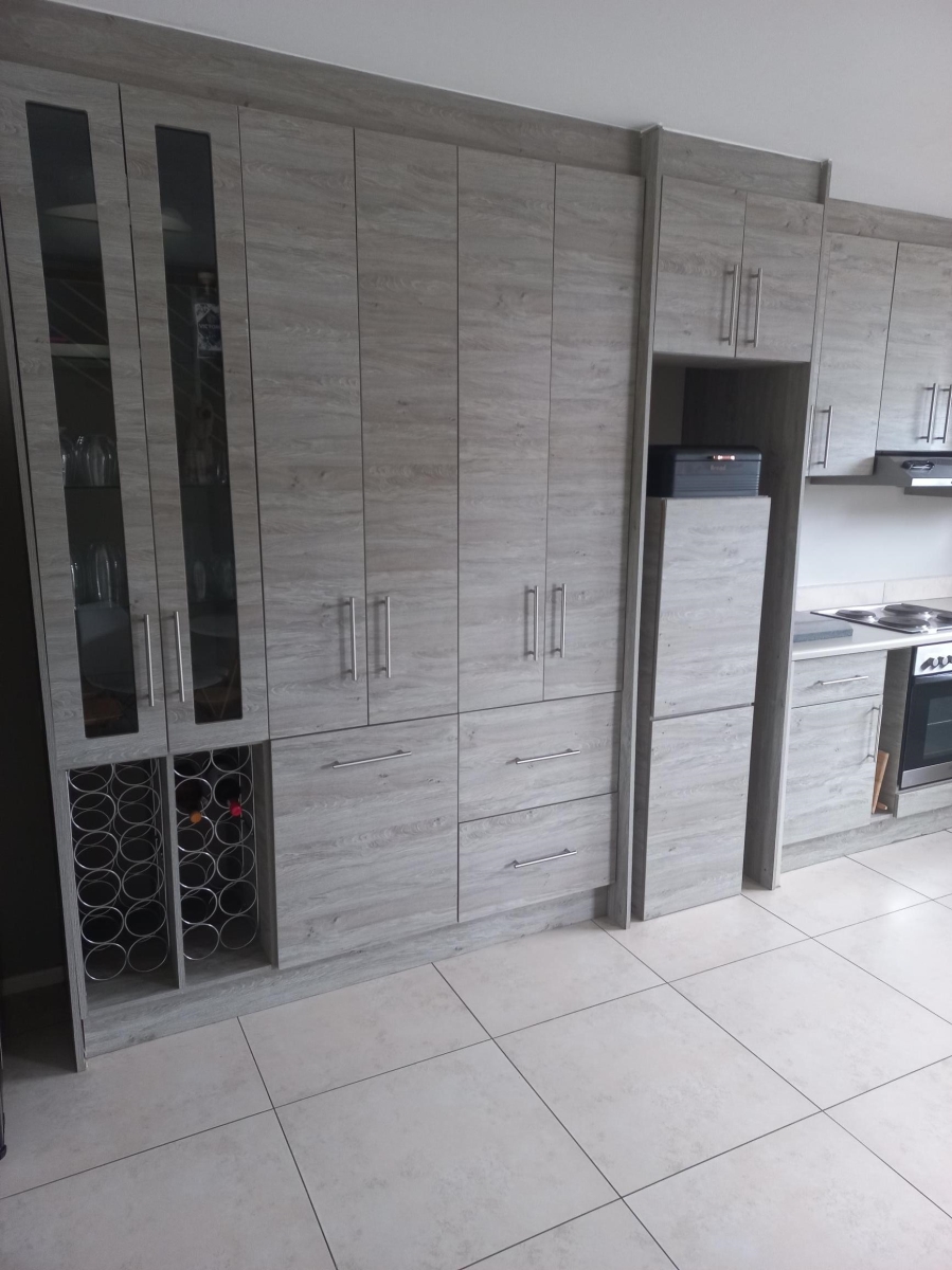 2 Bedroom Property for Sale in Nahoon Valley Park Eastern Cape